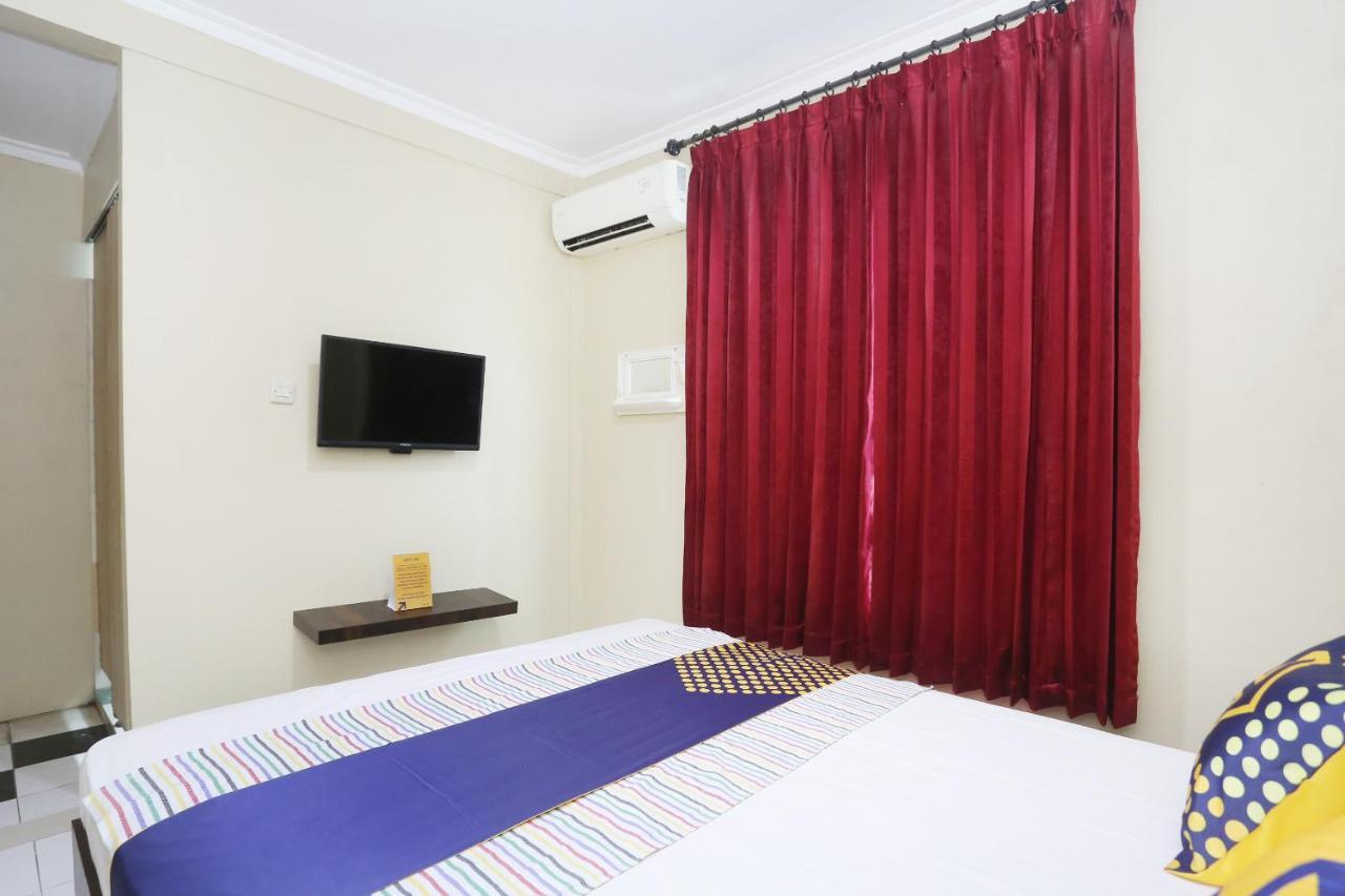 Spot On 2358 Aster Homestay Melati Bagian luar foto