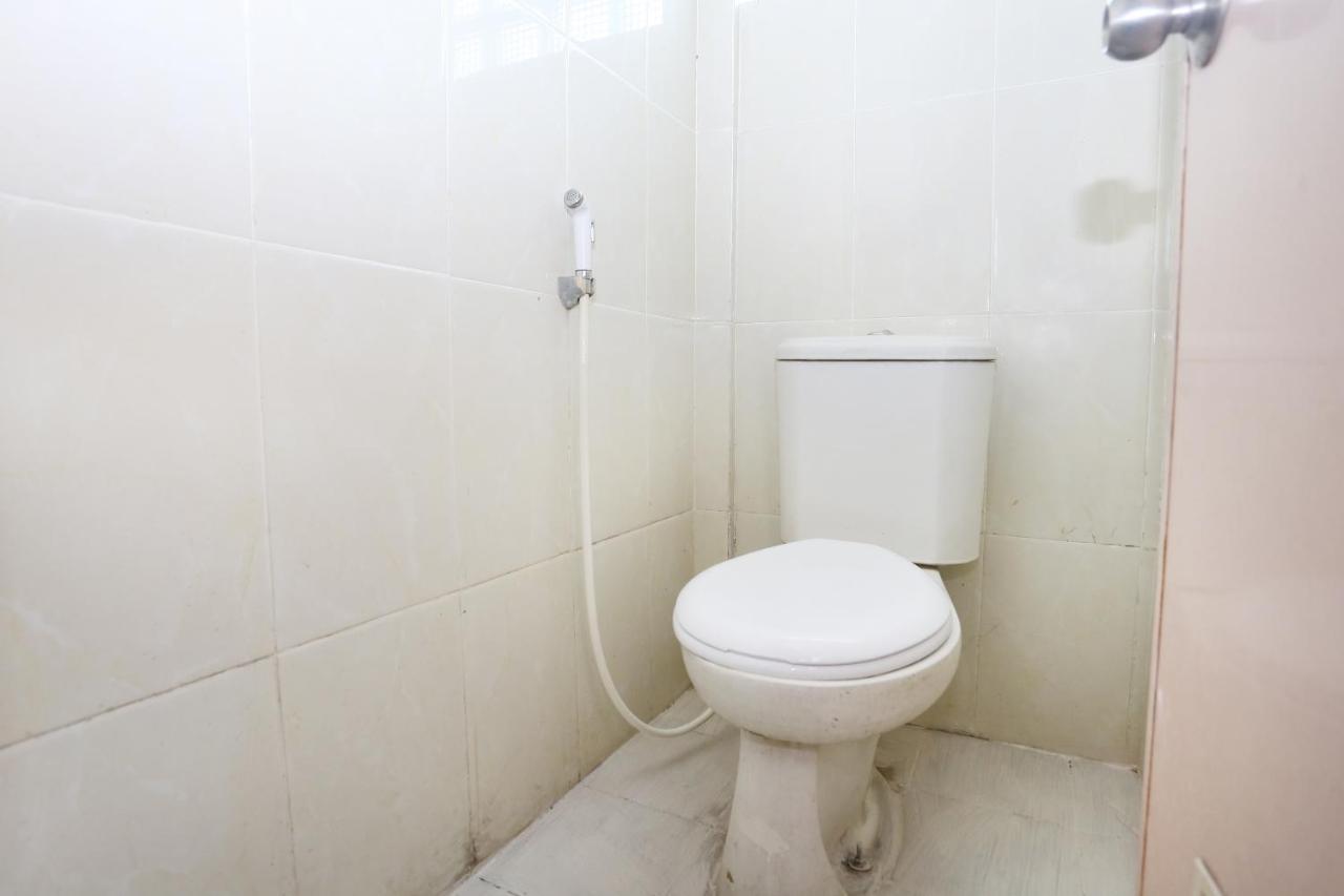 Spot On 2358 Aster Homestay Melati Bagian luar foto