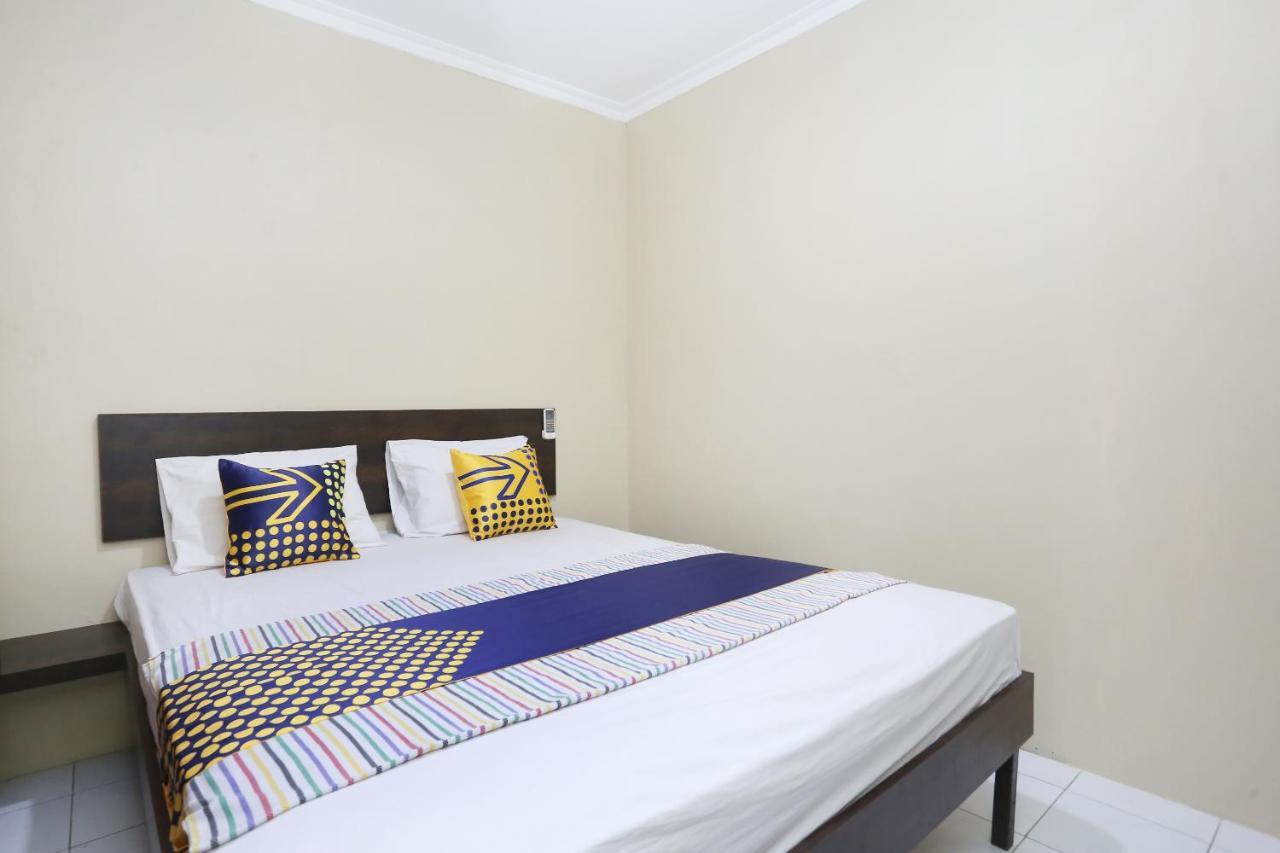 Spot On 2358 Aster Homestay Melati Bagian luar foto