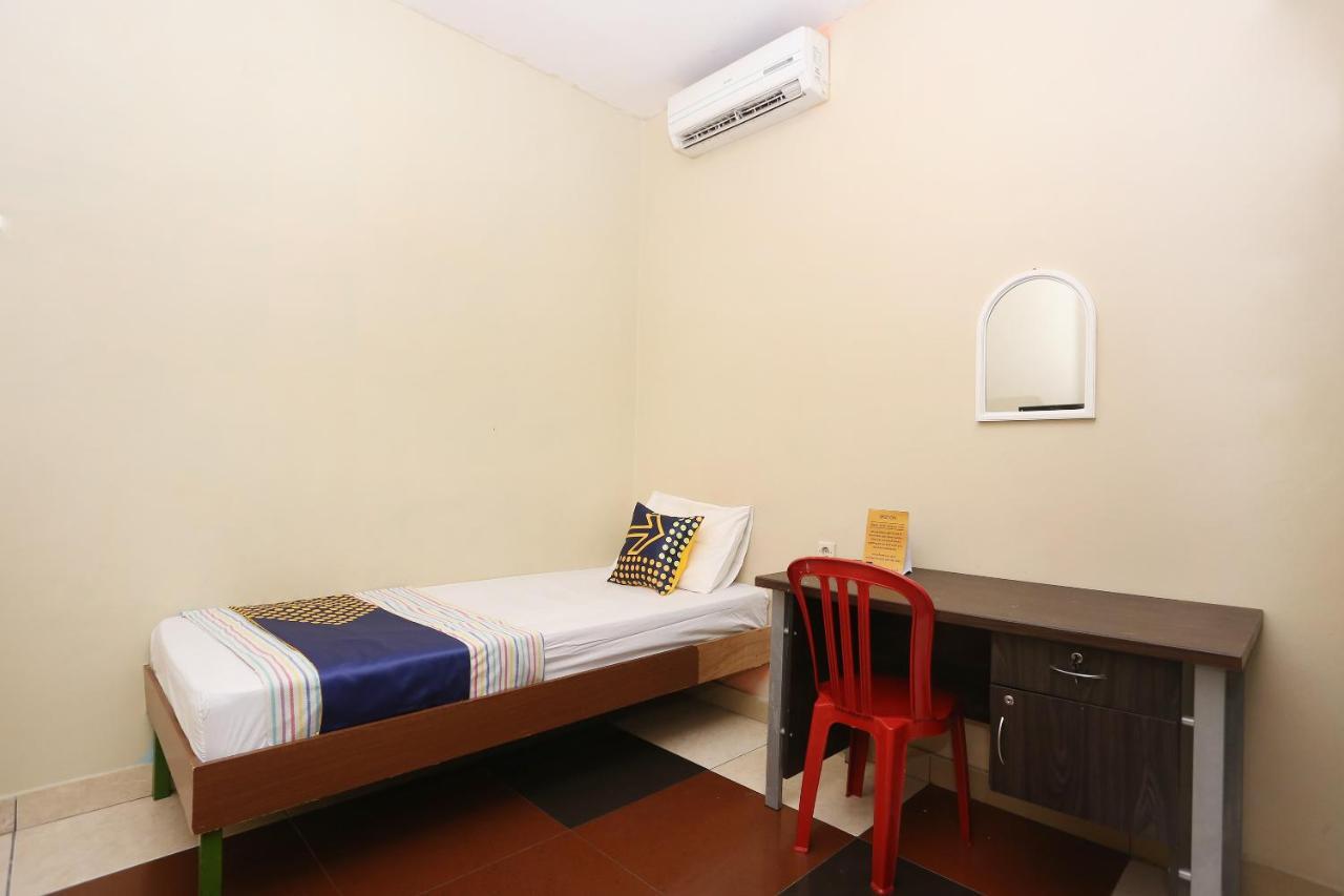 Spot On 2358 Aster Homestay Melati Bagian luar foto