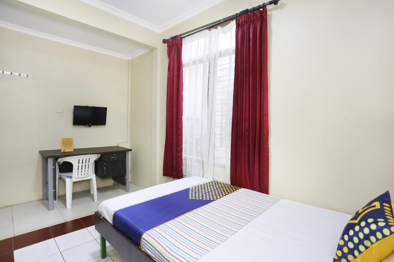 Spot On 2358 Aster Homestay Melati Bagian luar foto