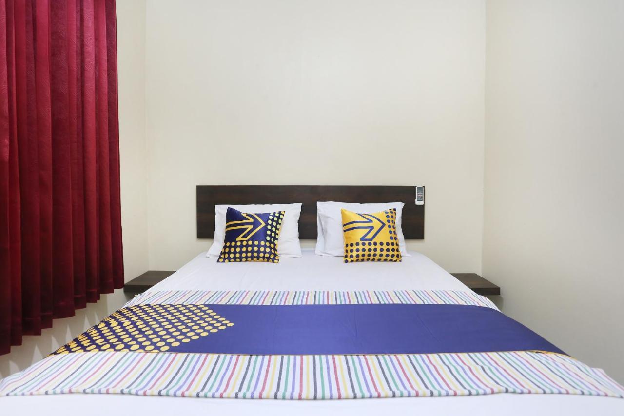 Spot On 2358 Aster Homestay Melati Bagian luar foto